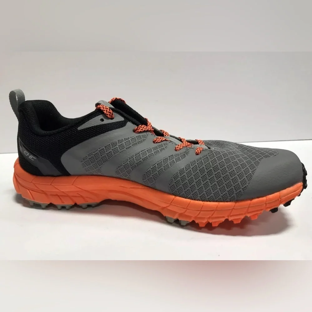 Inov-8 new without